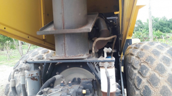 ขายรถบดBW211D-3 51xxhrสภาพสวยพร้อมใช้ ราคา1,300,000บาทเอกสารอิมวอย ติดต่อคุณ อ๊อฟ พิจิตร 086-737-9991