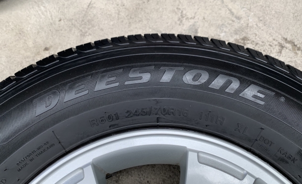 ล้อแม็ก Mitsu Triton ขอบ 16 พร้อมยาง 245-70-16 Deestone ปี 13 สภาพดี