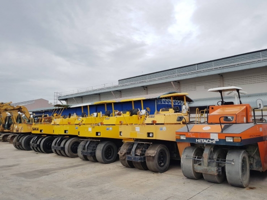 ขายรถบด 9ล้อยาง 7ล้อยาง มือ2 เก่าญี่ปุ่น สภาพเดิมๆ100\% โทร. 092-929-9942 ธีรเทพ (แบงค์)