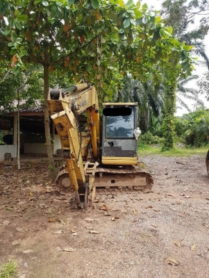 ขายKOMATSU PC60-7 ระบบไฟเต็มเอกสารเล่มทะเบียนราคา 520,000 ขายKOMATSU PC60-7 ระบบไฟเต็มเอกสารเล่มทะเบียนราคา 520,000