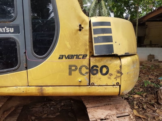 ขายKOMATSU PC60-7 ระบบไฟเต็มเอกสารเล่มทะเบียนราคา 520,000