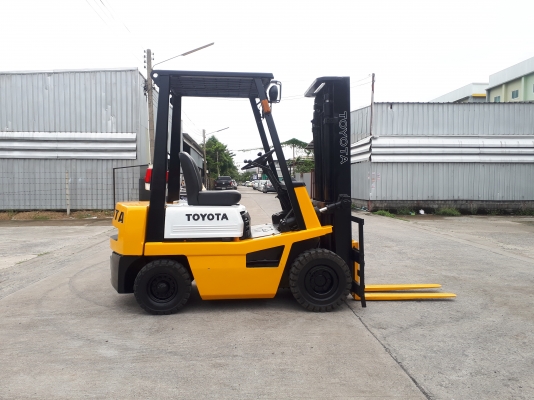 ขายรถโฟล์คลิฟท์ยี่ห้อ TOYOTA 4FG18