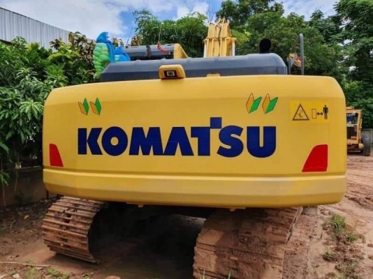 รถสวย ๆ สุด 2,650,000 ต่อรอง KOMATSU PC200-8 MO ใหม่สุดๆ ทำงาน 5,476 ชม เครื่องดี ปั้มแรง โช่หนา เอวแน่น ไฟฟ้าครบ เอกสารเล่มทะเบียน  สนใจ   โทร 0610710295  สนใจ รายการสินค้า อื่นๆ ที่ เว็ปไชค์ Truck2Hand https://www.truck2hand.com/index.php?actions=conten