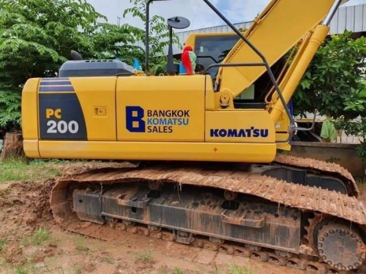 รถสวย ๆ สุด 2,650,000 ต่อรอง KOMATSU PC200-8 MO ใหม่สุดๆ ทำงาน 5,476 ชม เครื่องดี ปั้มแรง โช่หนา เอวแน่น ไฟฟ้าครบ เอกสารเล่มทะเบียน  สนใจ   โทร 0610710295  สนใจ รายการสินค้า อื่นๆ ที่ เว็ปไชค์ Truck2Hand https://www.truck2hand.com/index.php?actions=conten