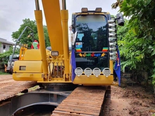 รถสวย ๆ สุด 2,650,000 ต่อรอง KOMATSU PC200-8 MO ใหม่สุดๆ ทำงาน 5,476 ชม เครื่องดี ปั้มแรง โช่หนา เอวแน่น ไฟฟ้าครบ เอกสารเล่มทะเบียน  สนใจ   โทร 0610710295  สนใจ รายการสินค้า อื่นๆ ที่ เว็ปไชค์ Truck2Hand https://www.truck2hand.com/index.php?actions=conten