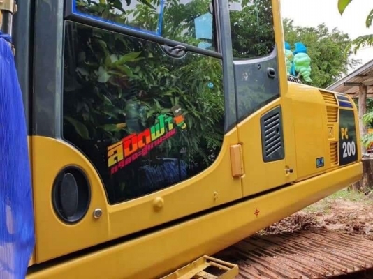 รถสวย ๆ สุด 2,650,000 ต่อรอง KOMATSU PC200-8 MO ใหม่สุดๆ ทำงาน 5,476 ชม เครื่องดี ปั้มแรง โช่หนา เอวแน่น ไฟฟ้าครบ เอกสารเล่มทะเบียน  สนใจ   โทร 0610710295  สนใจ รายการสินค้า อื่นๆ ที่ เว็ปไชค์ Truck2Hand https://www.truck2hand.com/index.php?actions=conten