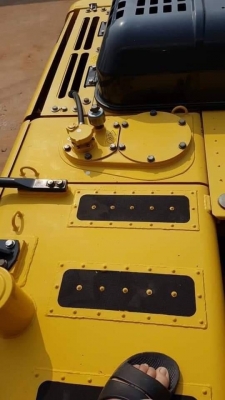 รถสวย ๆ สุด 2,650,000 ต่อรอง KOMATSU PC200-8 MO ใหม่สุดๆ ทำงาน 5,476 ชม เครื่องดี ปั้มแรง โช่หนา เอวแน่น ไฟฟ้าครบ เอกสารเล่มทะเบียน  สนใจ   โทร 0610710295  สนใจ รายการสินค้า อื่นๆ ที่ เว็ปไชค์ Truck2Hand https://www.truck2hand.com/index.php?actions=conten