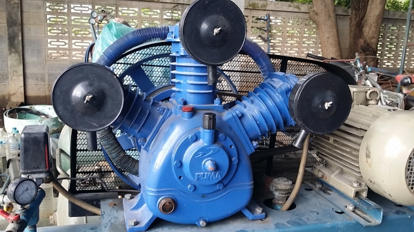 หัวปั้มลมพูม่า 10แรง สดๆเลย ขายแต่หัว