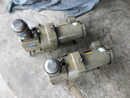 ( เหลือ 1ตัวครับ )ขายปั๊มแวคคั่มสุญญากาศ ULVAC 1HP. 380V made in Japan สภาพสวยใหม่มาก หมุนนิ่ม ดูดแรง พร้อมใช้งาน มี 2ตัว ราคาตัวละ 9,000 บาท ( เหลือ 1ตัวครับ )ขายปั๊มแวคคั่มสุญญากาศ ULVAC 1HP. 380V made in Japan สภาพสวยใหม่มาก หมุนนิ่ม ดูดแรง พร้อมใช้งาน มี 2ตัว ราคาตัวละ 9,000 บาท