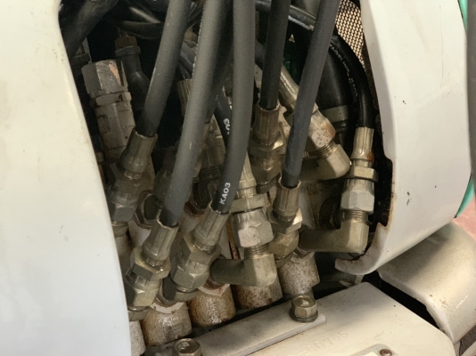 รถขุดเล็ก KOBELCO SS1