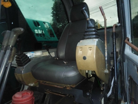 แบคโฮ KOBE  60 มาร์ 5 เดิมๆใช้งานอยู่