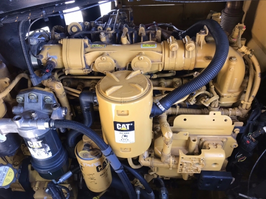 ขายรถตัก CATERPILLAR 938K ยกสูง 4.50 เมตร นำเข้าจากญี่ปุ่น พร้อมใช้ครับ ติดต่อ 063-9316985 ID LINE : 0639316985 ครับ