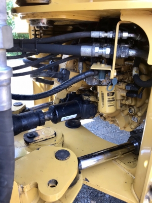 ขายรถตัก CATERPILLAR 938K ยกสูง 4.50 เมตร นำเข้าจากญี่ปุ่น พร้อมใช้ครับ ติดต่อ 063-9316985 ID LINE : 0639316985 ครับ