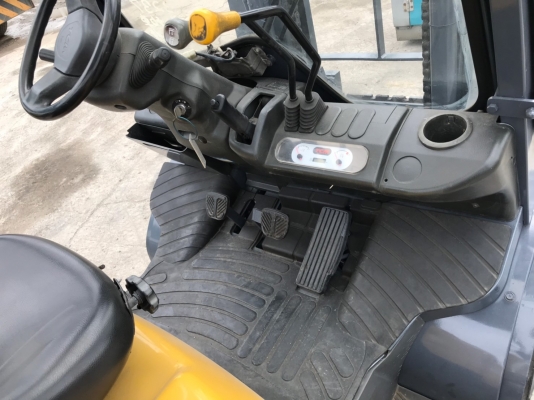 โฟร์คลิฟต์ 3ตัน TCM เก่านอกไม่เคยใช้ในไทย ติดต่อ098-2492100 ภัทร โฟร์คลิฟต์ 3ตัน TCM เก่านอกไม่เคยใช้ในไทย ติดต่อ098-2492100 ภัทร