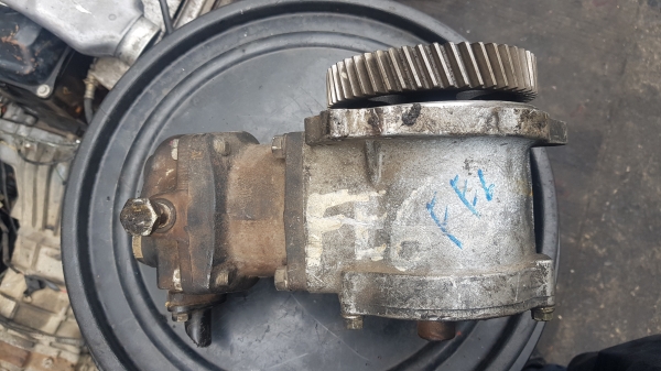 ปั้มลม Nissan  FE6