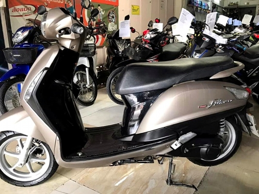 grand filano สีน้ำตาล เครื่องเดิมดี สีพอใช้ 29900