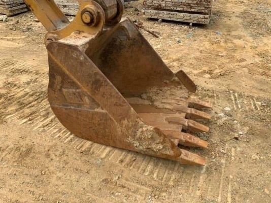 ขายดาว์น 250,000 เก่านอก CATTERPILAR 313C ทำงาน 3,092 ชม สภาพสวยสุดๆ  (มีไลน์หัวเจาะ)  หมายเหตุ.  คงเหลือ.  29 งวด x 30,255 =877,395 บาท  สนใจ   โทร 0610710295  สนใจ รายการสินค้า อื่นๆ ที่ เว็ปไชค์ Truck2Hand https://www.truck2hand.com/index.php?actions=c