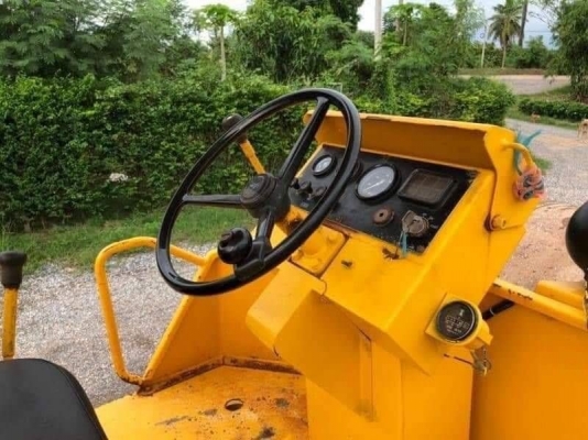 ขาย 1,150,000 รถบด SAKIAI SV 500 TF เก่านอก 2 ปี 2 เพลา 2 เปลือก 1,xxx ชัวโมง เครื่อง ISUZU เครื่องดี ปั้มสั่นแรง เอวแน่น ยางดี หนามหุ้มล้อเรียบสวย รถสวยพร้อมใช้ เอกสารเล่มทะเบียน  สนใจ นครปฐม   โทร 0610710295  สนใจ รายการสินค้า อื่นๆ ที่ เว็ปไชค์ Truck2H