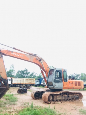 Hitachi EX200-1 เครื่องดี ปั้มแรง เอวแน่น สภาพดีพร้อมใช้งาน Hitachi EX200-1 เครื่องดี ปั้มแรง เอวแน่น สภาพดีพร้อมใช้งาน