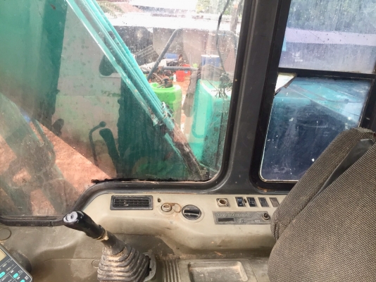 ขายด่วน KOMATSU PC 120-6 Spec ญี่ปุ่น บอดี้สวยๆพร้อมใช้งานได้เลย เครื่อง ISUZU 4BD1 ติดตั้ง แถมเครื่องเก่า KOMATSU ให้ครบทุกอุปกรณ์เลยนะครับราคานี้ ช่วงล่างเอวแน่น บูมอาร์มสวย เอกสารสัญญาซื้อขาย ต่อรองได้ครับ