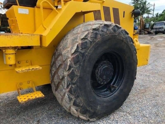 ขาย 1,150,000 รถบด SAKIAI SV 500 TF เก่านอก 2 ปี 2 เพลา 2 เปลือก 1,xxx ชัวโมง เครื่อง ISUZU เครื่องดี ปั้มสั่นแรง เอวแน่น ยางดี หนามหุ้มล้อเรียบสวย รถสวยพร้อมใช้ เอกสารเล่มทะเบียน รถอยู่ นครปฐม 090-772-3710 090-772-3708 ขาย 1,150,000 รถบด SAKIAI SV 500 TF เก่านอก 2 ปี 2 เพลา 2 เปลือก 1,xxx ชัวโมง เครื่อง ISUZU เครื่องดี ปั้มสั่นแรง เอวแน่น ยางดี หนามหุ้มล้อเรียบสวย รถสวยพร้อมใช้ เอกสารเล่มทะเบียน รถอยู่ นครปฐม 090-772-3710 090-772-3708