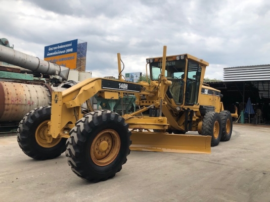 รถเกรด Cat 140H-APM เพียง 6000 ชม ตันเดียวเท่านั้น