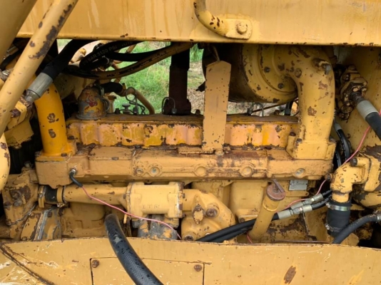 ขาย 465,000 รถแทรคเตอร์ CATTERPILAR D5B เล่มทะเบียน ตีนไก่ (ฮาร์ปยาว)พร้อมลิปเปอร์หลัง เครื่อง10Zไดเร็ค เกียร์ตัดแรง โช่หนา ช่วงล่างแน่น รถพร้อมใช้งาน เอกสารเล่มทะเบียนพร้อมโอน รถอยู่ นครปฐม  090-772-3710 090-772-3708