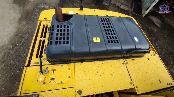 ขายรถแบคโฮ KOMATSU PC200LC-8M0 บูมยาว 16 เมตร แท้จากโรงงาน