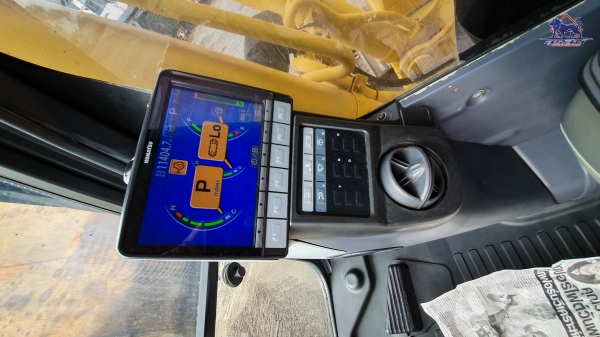 ขายรถแบคโฮ KOMATSU PC200LC-8M0 บูมยาว 16 เมตร แท้จากโรงงาน