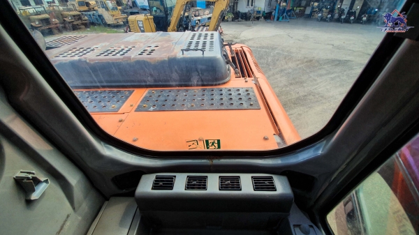 ขายรถแบคโฮ HITACHI ZX200-1 ใช้งาน ใช้งาน 11,xxx ชั่วโมง ขายรถแบคโฮ HITACHI ZX200-1 ใช้งาน ใช้งาน 11,xxx ชั่วโมง