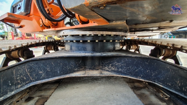 ขายรถแบคโฮ HITACHI ZX200-1 ใช้งาน ใช้งาน 11,xxx ชั่วโมง ขายรถแบคโฮ HITACHI ZX200-1 ใช้งาน ใช้งาน 11,xxx ชั่วโมง