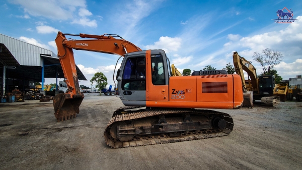 ขายรถแบคโฮ HITACHI ZX200-1 ใช้งาน ใช้งาน 11,xxx ชั่วโมง ขายรถแบคโฮ HITACHI ZX200-1 ใช้งาน ใช้งาน 11,xxx ชั่วโมง