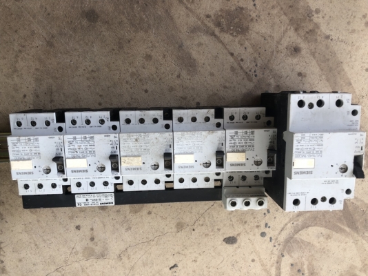 ขายชุดเบรกเกอร์ไฟฟ้า