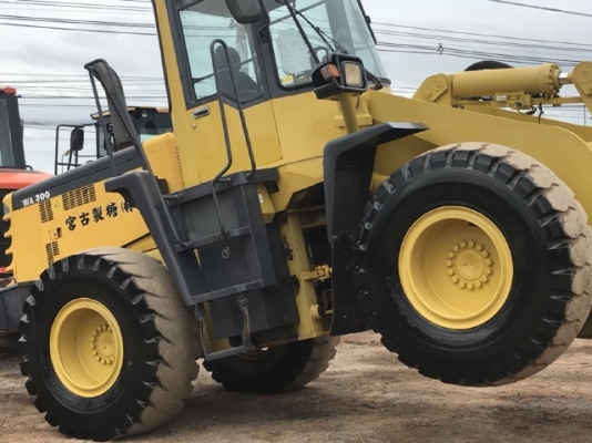 ขายรถตักล้อยาง KOMATSU WA300-3E นำเข้าเองจากญี่ปุ่น สภาพสวยพร้อมใช้ มีVDOการทำงานครับ