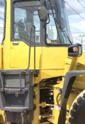 ขายรถตักล้อยาง KOMATSU WA300-3E นำเข้าเองจากญี่ปุ่น สภาพสวยพร้อมใช้ มีVDOการทำงานครับ