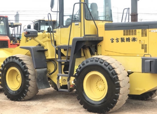ขายรถตักล้อยาง KOMATSU WA300-3E นำเข้าเองจากญี่ปุ่น สภาพสวยพร้อมใช้ มีVDOการทำงานครับ