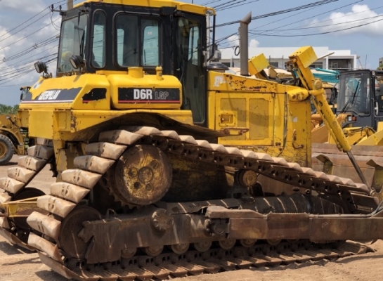 ขายรถดันดิน CAT D6R นำเข้าเองจากญี่ปุ่น สภาพสวยพร้อมใช้ มีVDOการทำงานครับ