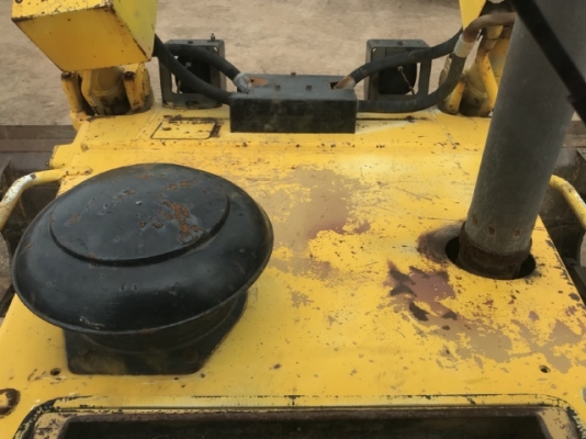 ขายรถดันดิน CAT D6R นำเข้าเองจากญี่ปุ่น สภาพสวยพร้อมใช้ มีVDOการทำงานครับ