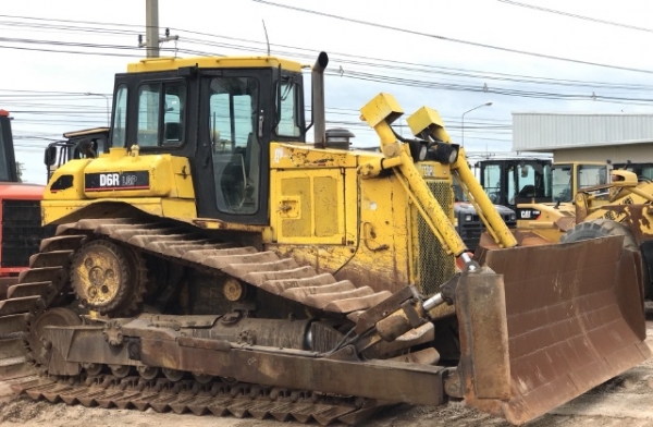 ขายรถดันดิน CAT D6R นำเข้าเองจากญี่ปุ่น สภาพสวยพร้อมใช้ มีVDOการทำงานครับ
