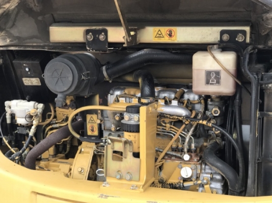 ขายรถขุด CAT 305SR คอนโทรลสั้น ปั๊มนิ้ว นำเข้าเองจากญี่ปุ่น สภาพสวยพร้อมใช้ มีVDOการทำงานครับ