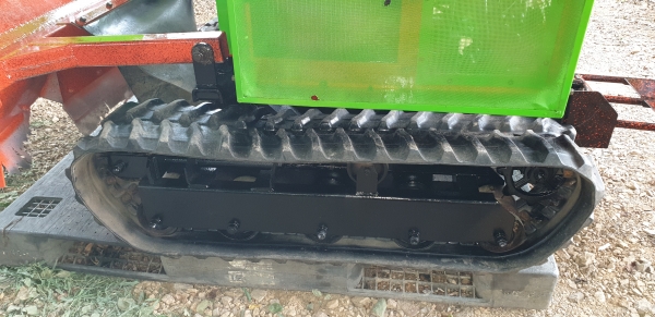 รถตัดหญ้ายืนขับใบตัว Y