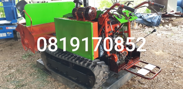 รถตัดหญ้ายืนขับใบตัว Y