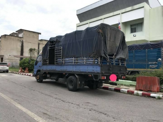 ขายหกล้ออีซูสุNQR 150 แรงม้า ปี47 ยาว 5.5 เมตร พร้อมใช้งาน เล่มพร้อมโอน.. ขายหกล้ออีซูสุNQR 150 แรงม้า ปี47 ยาว 5.5 เมตร พร้อมใช้งาน เล่มพร้อมโอน..