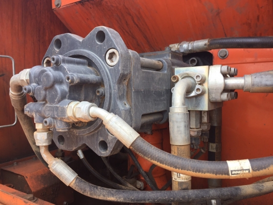 ขายด่วน รถแบคโฮ DOOZAN   DX225LCA. สภาพดีมาก. ติดต่อด่วน. 0910617179