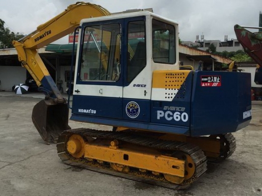 ขายรถขุด KOิMATSU PC60-6