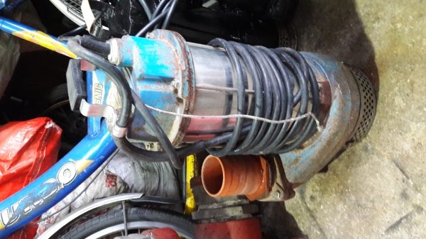 ขาย !! ไดโว่.ขนาด1แรง3"ไฟ220v.