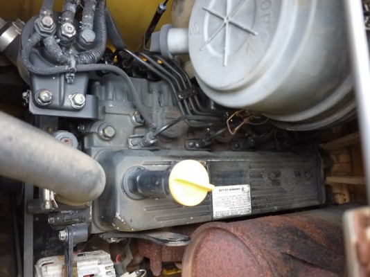 ขายรถแทรกเตอร์ komatsu D20PL-7  สภาพสวยพร้อมใช้งาน ระบบสมบูรณ์ ช่วงล่างเต็ม สนใจสอบถามได้ที่ 089-2579650