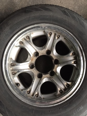แม๊ก.JRD-15x7.5 ET20 พร้อมบริสโตน215/70/15ปี16 ดอกแน่นๆ โทร0879050181.ส่งได้