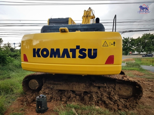 ขายรถแบคโฮ KOMATSU PC200-8M0 ปี 2017 ใช้งานเพียง 4 พันชั่วโมง (PM 7,000 ชม.) สภาพนางฟ้า