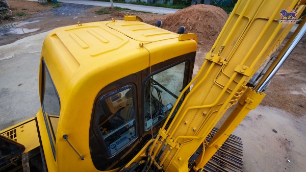 KOMATSU PC120-6 พิมพ์นิยม เก่านอกผ่านการใช้งานในไทย รวม 9 พันชั่วโมง